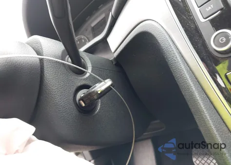 2014 Volkswagen Passat 1.8T Se z USA, uszkodzony, nr VIN 1VWBT7A30EC059814